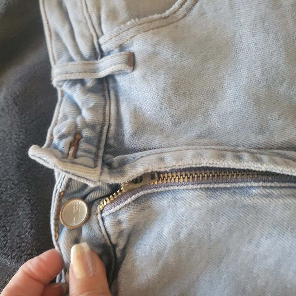 I&M Light Blue Denim Jean Shorts - Picture 7 of 8
